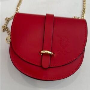 Elegant Red Leather Crossbody Bag- Vera Pelle